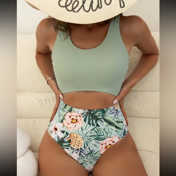 SHEIN Swim Summer Beach Tropical Print Cut-Out One Piece Swimsuit size M - Picture 2 of 6